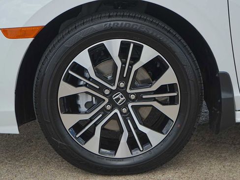 Used 2026 Honda Odyssey Elite image 7