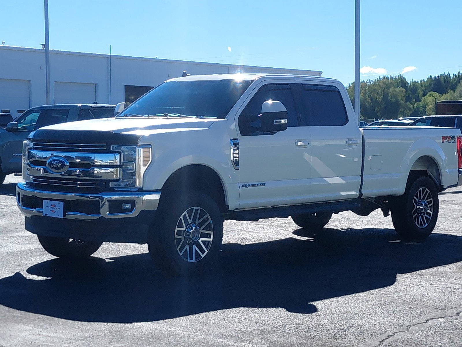 Used 2019 Ford F350 Lariat w/ Lariat Value Package AWD/4WD image 10