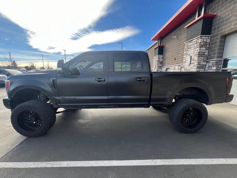 Used 2018 Ford F250 Platinum w/ Platinum Ultimate Package image 6