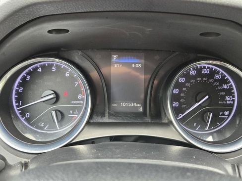 Used 2019 Toyota Camry LE FWD image 22