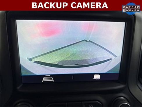 Used 2022 Chevrolet Silverado 2500 LT w/ Convenience Package image 2