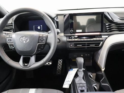 New 2026 Toyota Camry SE AWD/4WD image 15