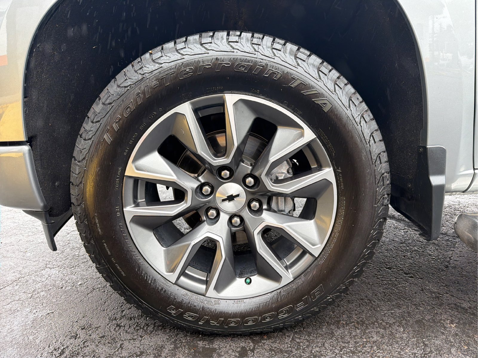 Used 2023 Chevrolet Silverado 1500 RST AWD/4WD image 24