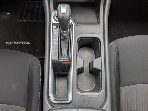 Used 2020 Nissan Sentra SV FWD image 22