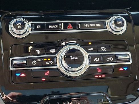 Used 2022 Lincoln Corsair Grand Touring image 16
