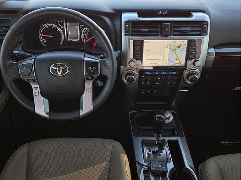 Used 2021 Toyota 4Runner Limited image 10