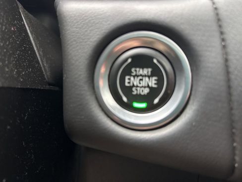 Used 2023 Chevrolet Suburban Z71 w/ Luxury Package image 29