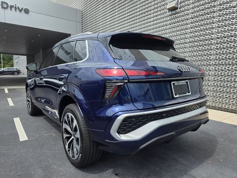 New 2026 Audi Q3 quattro 2.0T AWD/4WD image 6