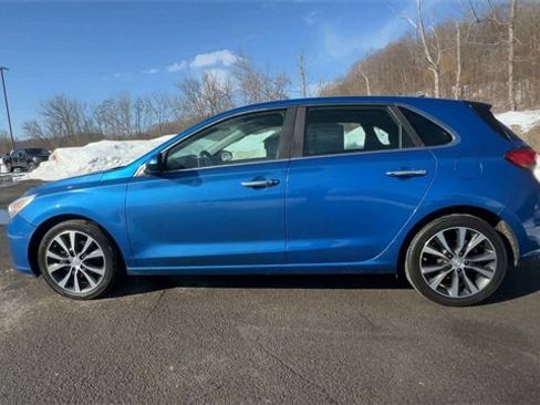 Used 2018 Hyundai Elantra GT image 5