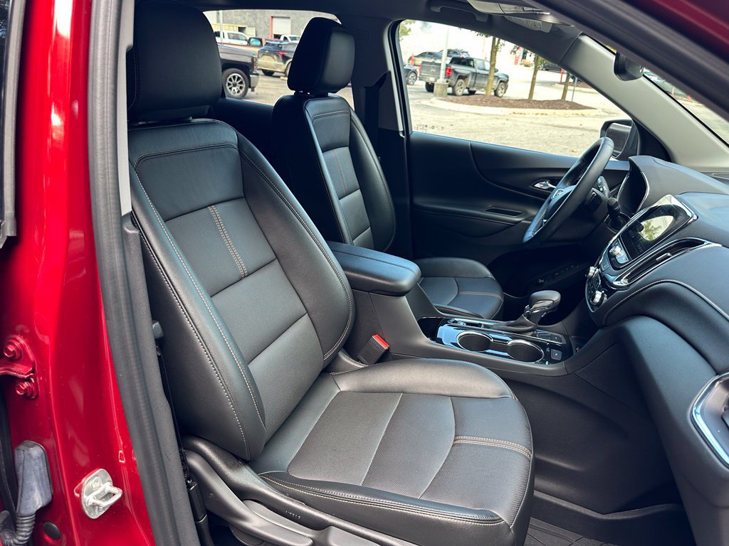Certified 2024 Chevrolet Equinox Premier w/ LPO, Floor Liner Package AWD/4WD image 30