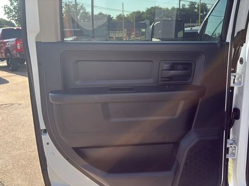 Used 2015 RAM 3500 Tradesman w/ Cold Weather Group AWD/4WD image 11