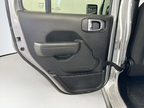 Used 2024 Jeep Wrangler Willys image 26