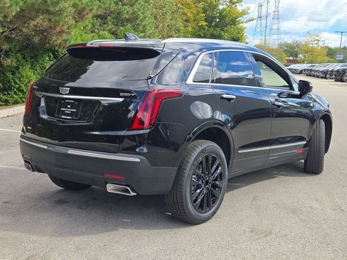 New 2025 Cadillac XT5 Luxury w/ LPO, Red Accent Package image 12