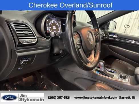 Used 2019 Jeep Grand Cherokee Overland AWD/4WD image 43