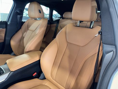 Certified 2025 BMW i4 xDrive40i w/ Parking Assistance Package image 33