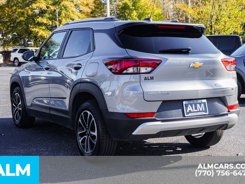 Used 2025 Chevrolet TrailBlazer LT image 7