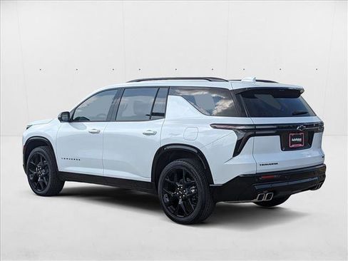 New 2026 Chevrolet Traverse RS w/ LPO, Floor Liner Package image 10