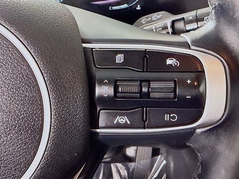 Used 2023 Kia Sportage EX FWD image 15