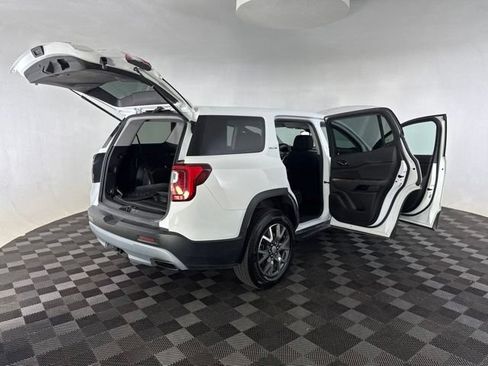 Used 2022 GMC Acadia SLE AWD/4WD image 18