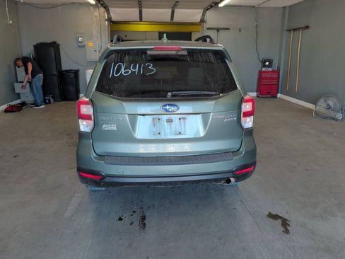 Used 2017 Subaru Forester 2.5i Premium w/ All-Weather Package AWD/4WD image 4