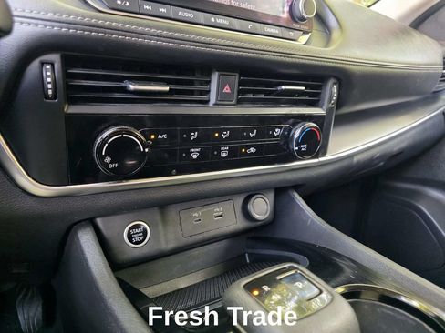 Used 2021 Nissan Rogue S AWD/4WD image 15