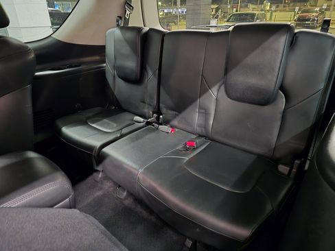 Used 2023 Nissan Armada SL w/ Captain's Chairs Package image 36