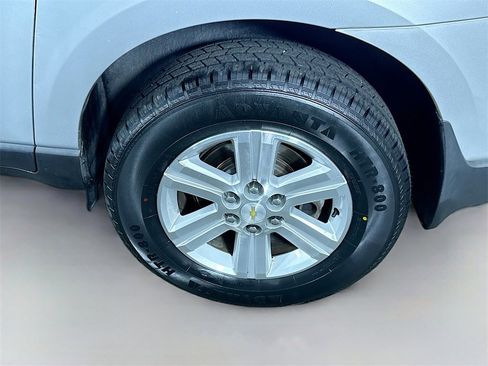 Used 2014 Chevrolet Traverse LT image 34