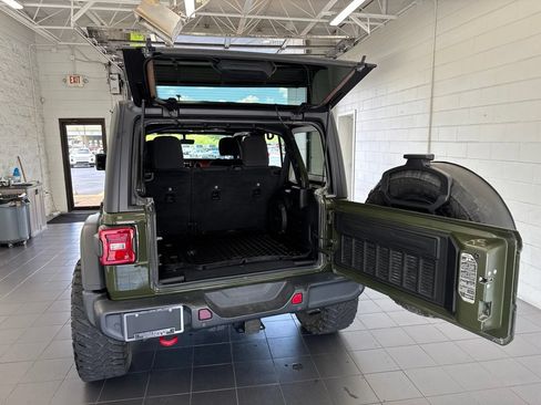 Used 2020 Jeep Wrangler Unlimited Rubicon AWD/4WD image 9
