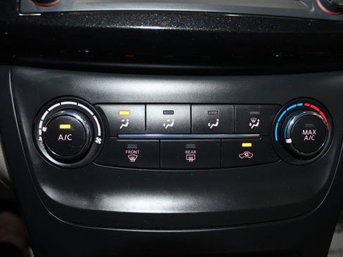 Used 2016 Nissan Sentra SV w/ Driver's Assist Package FWD image 22