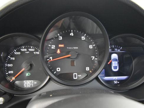 Certified 2025 Porsche 718 Cayman RWD image 28