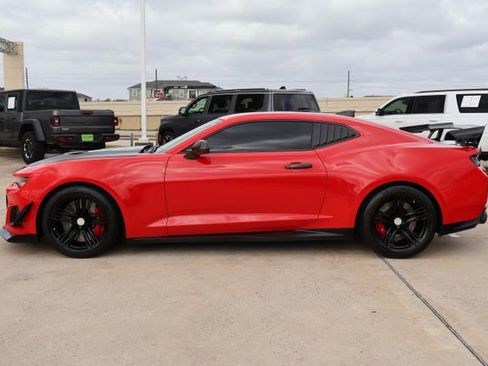 Used 2018 Chevrolet Camaro ZL1 image 4