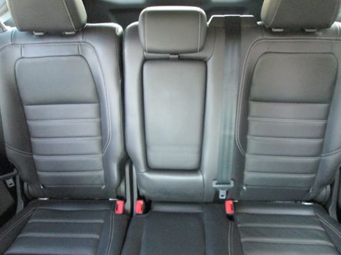 Used 2017 Ford Escape Titanium AWD/4WD image 10
