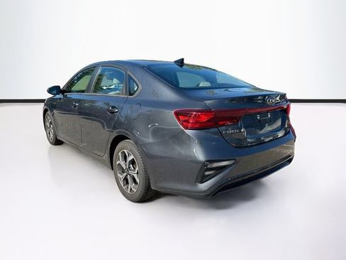 Used 2021 Kia Forte LXS FWD image 5