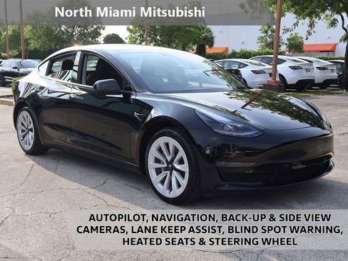 Used 2023 Tesla Model 3 Standard Range RWD image 1
