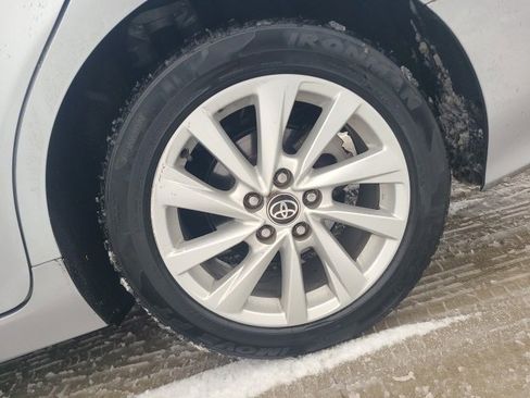 Used 2024 Toyota Camry LE image 11