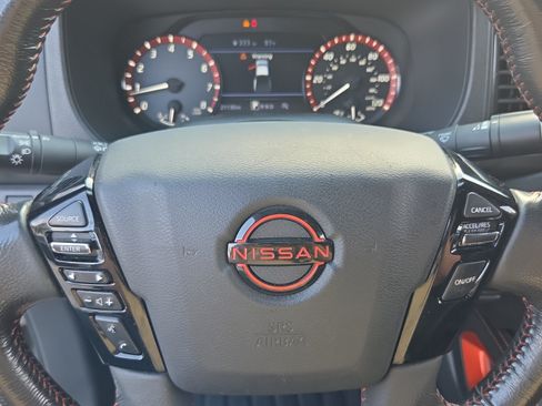Used 2024 Nissan Frontier Pro-X RWD image 24