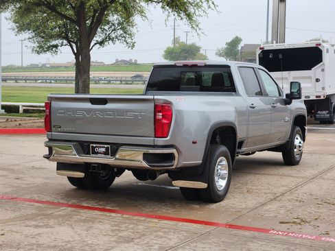 New 2026 Chevrolet Silverado 3500 LT w/ Texas Edition image 15
