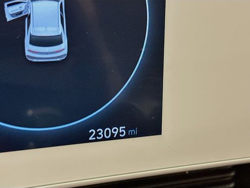 Used 2024 Hyundai Ioniq 5 SEL image 19