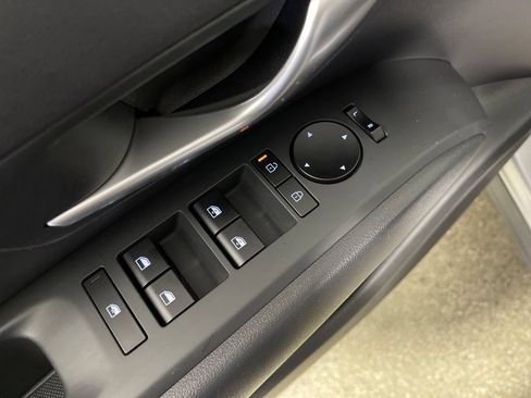 Certified 2025 Hyundai Tucson SEL AWD/4WD image 18