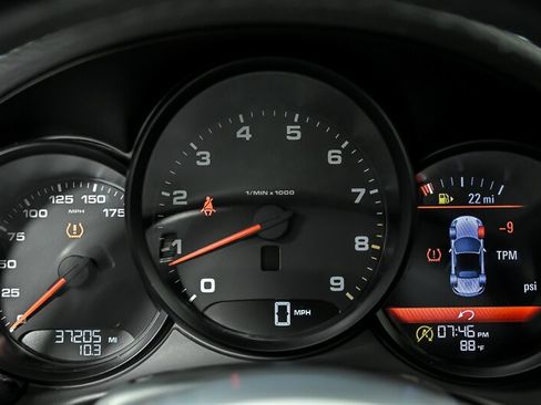 Used 2014 Porsche Boxster RWD image 22