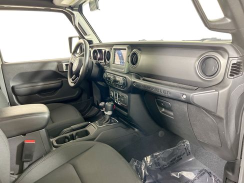 Used 2023 Jeep Wrangler Sport AWD/4WD image 26