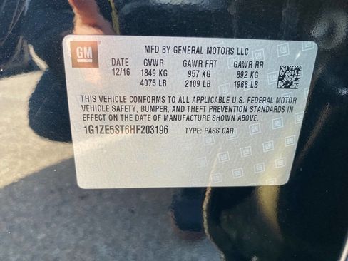 Used 2017 Chevrolet Malibu LT image 42