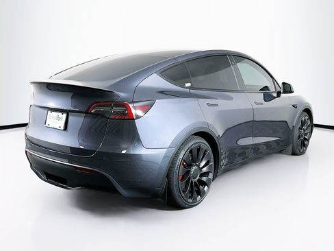 Used 2022 Tesla Model Y Performance AWD/4WD image 9