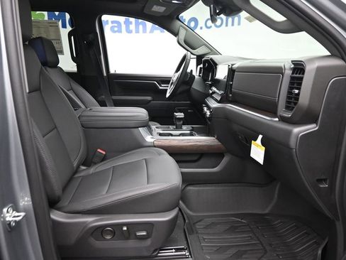 New 2026 GMC Sierra 1500 SLT w/ SLT Premium Plus Package AWD/4WD image 9