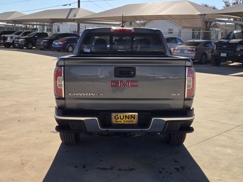 Used 2019 GMC Canyon SLE w/ Elevation Edition image 4