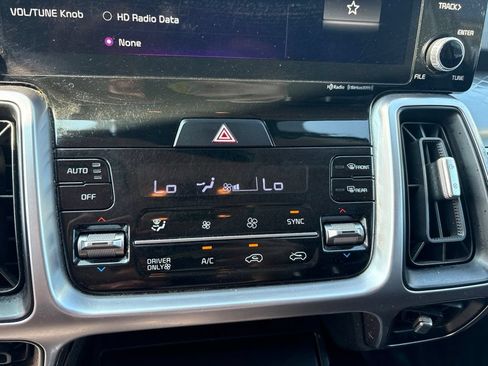 Used 2023 Kia Sorento EX AWD/4WD image 21