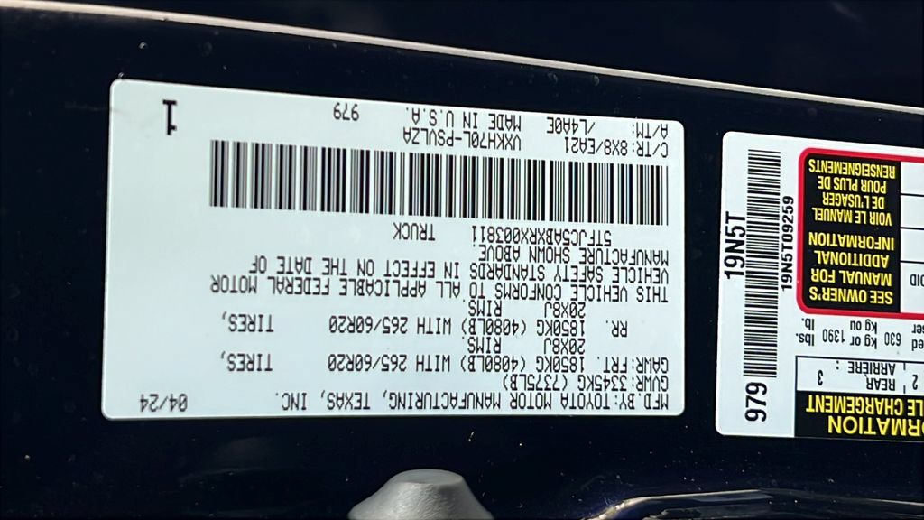 Used 2024 Toyota Tundra Limited w/ Power Package RWD image 26