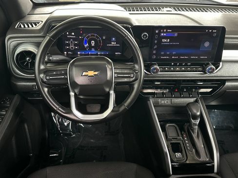 Used 2024 Chevrolet Colorado LT w/ LT Convenience Package RWD image 13
