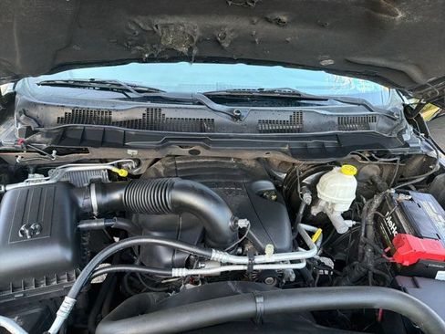 Used 2014 RAM 1500 Express RWD image 30