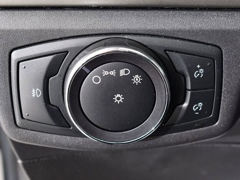 Used 2014 Ford Fusion SE w/ Equipment Group 202A FWD image 29